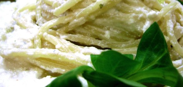 Спагетти в курином соусе alla biancaneve (Белоснежка)