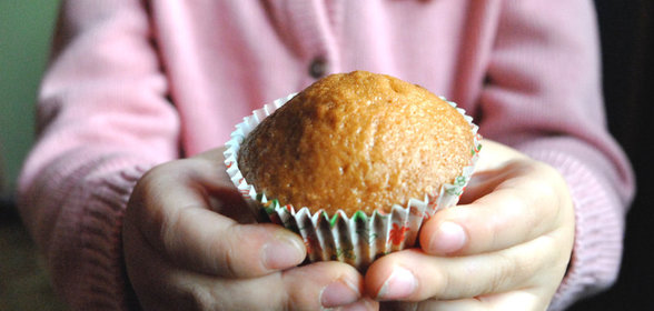 Кексы на минеральной воде с сухофруктами для малышей