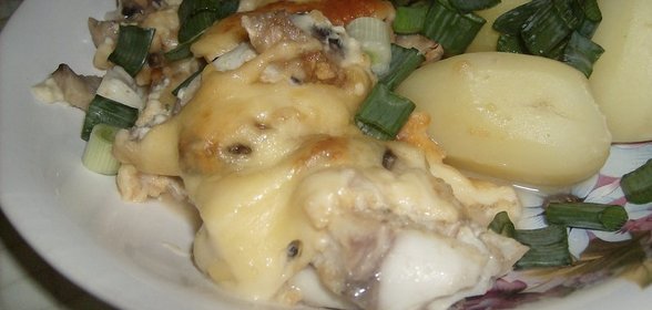 Рыба под сыром с грибами