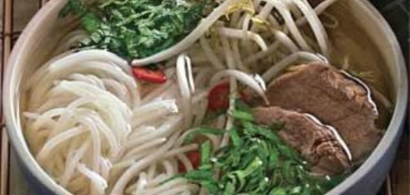 Вьетнамский суп с рисовой лапшой