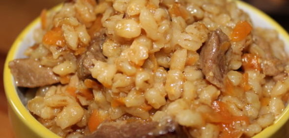 Перловая каша с мясом и овощами (в мультиварке)
