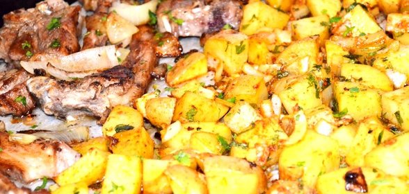 Ягненок с картофелем