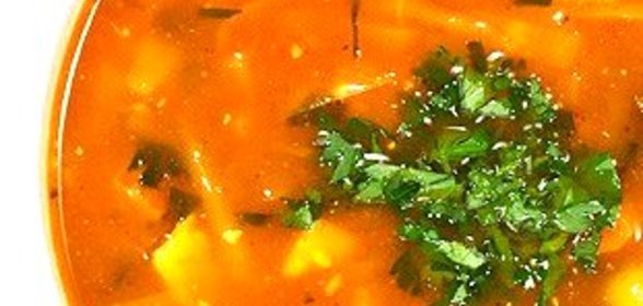 Солянка по‑вегетариански с шампиньонами и адыгейским сыром