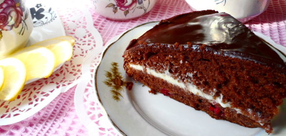 Шоколадно-клюквенный торт