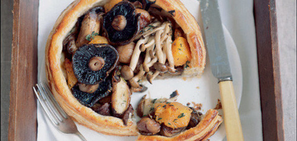 Слоеный пирог с грибами