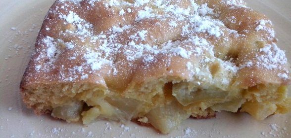 Ананасово-яблочная шарлотка