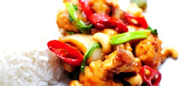 Курица по-тайски с кешью