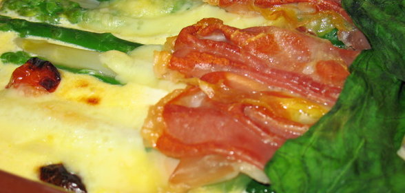 Спаржа в горчичном соусе с ветчиной (первый опыт)