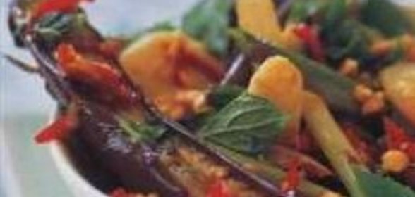 Кабачки, фаршированные сыром или брынзой
