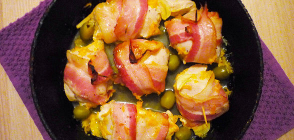 Грудки в беконе с оливками и апельсиновым соусом. Тест-драйв с Окраиной