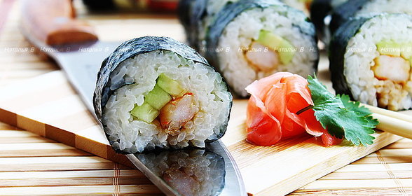 Роллы с овощами и креветками