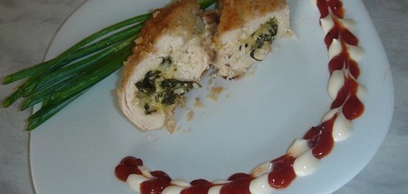 Рулетики из куриной грудки
