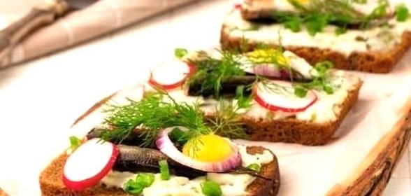 Норвежские бутерброды с рыбой смёрребрёд