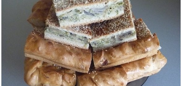 Пирог с капустой и грибами