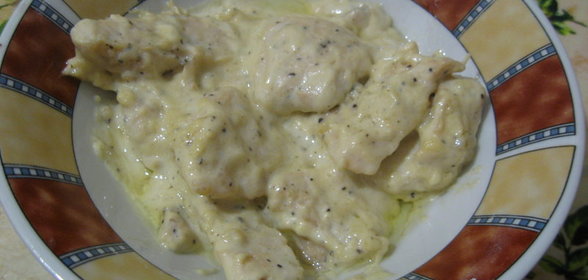 Куриное филе в пикантном соусе