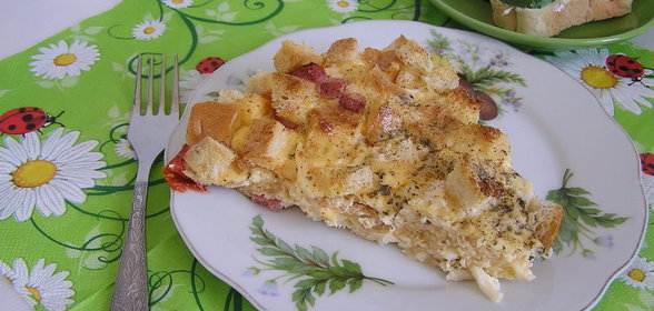 Омлет с сухариками. Воскресный завтрак