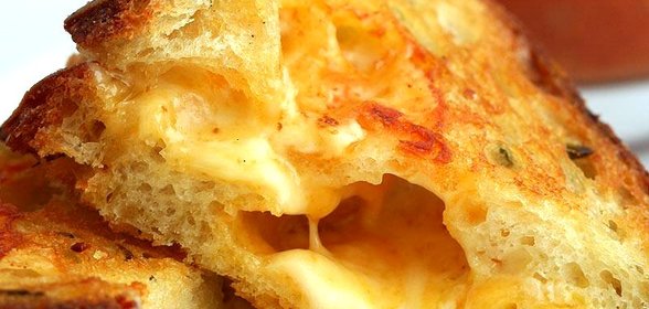 Поджаристые сырные сандвичи