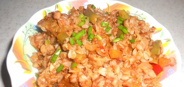 Гречка, тушенная с мясом