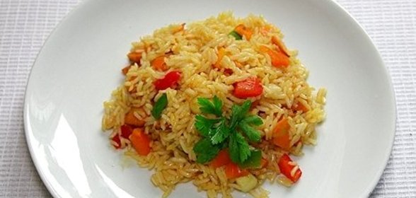 Рис с болгарским перцем