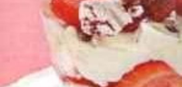 Грибы с беконом под соусом с зеленью петрушки