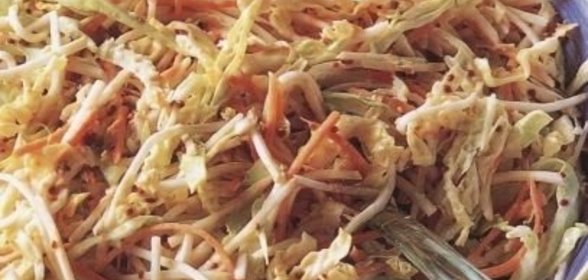 Бутерброды с сыром и килькой