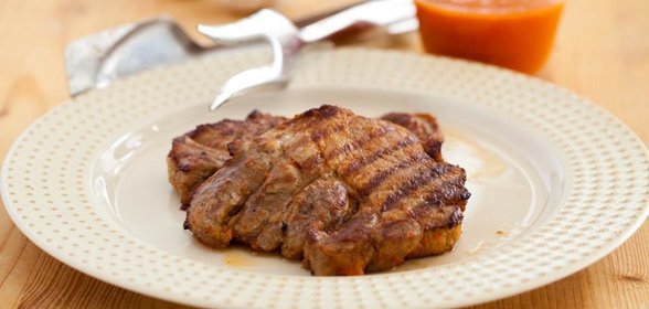Свиная шейка в перечном маринаде, жаренная на гриле