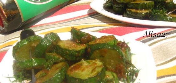 Жареные огурцы с соусом Киккоман