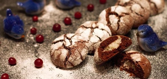 Шоколадное печенье с кокосовой начинкой сНежное сердце