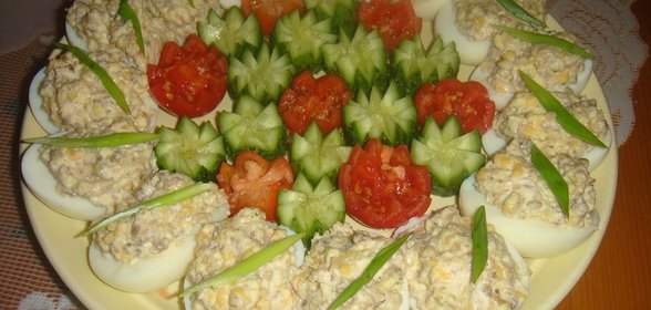 Яйца,фаршированные грибами и сыром