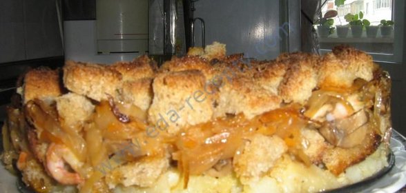 Постная запеканка с креветками, грибами
