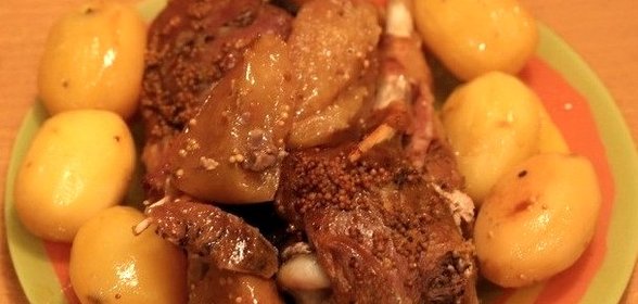 Голени индейки в духовке