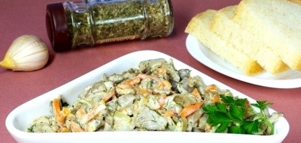 Вешенки со сметаной