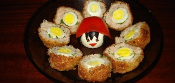 У Красной шапочки (зразы с перепелиными яйцами)