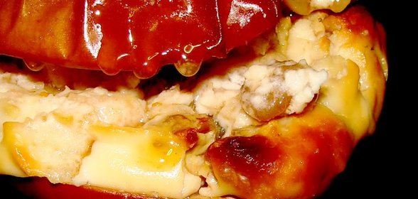 яблоки фаршированые орехами и сыром