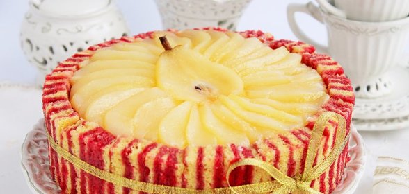 Торт к дню рождения Олечки