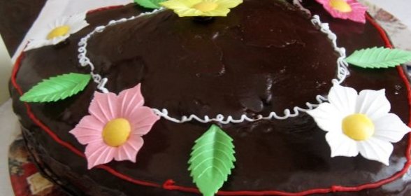 Торт слоеный