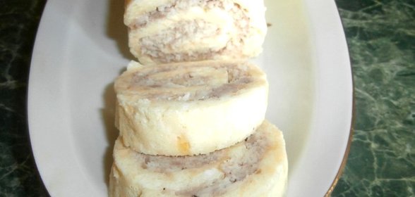 Мясной рулет из фарша в духовке