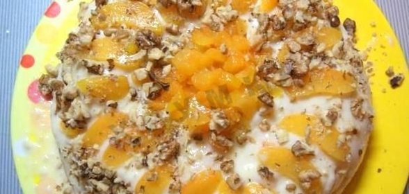 Торт с персиками