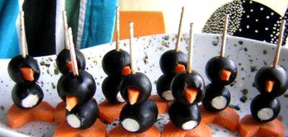 Пингвины из маслин