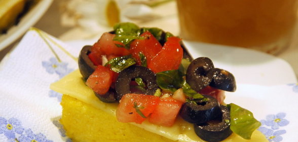 Полента-брускетта