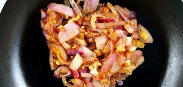 Карамелизованный лук на гриле