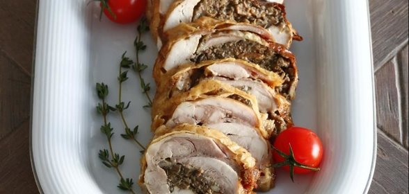 Рулет из курицы с грибами
