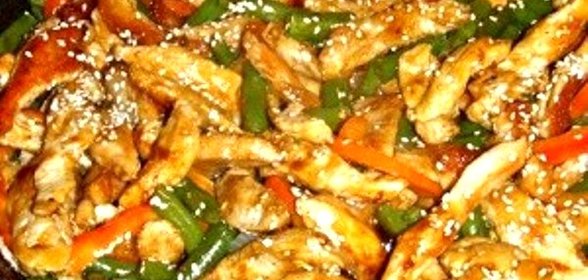 Куриное филе с грибами и фасолью