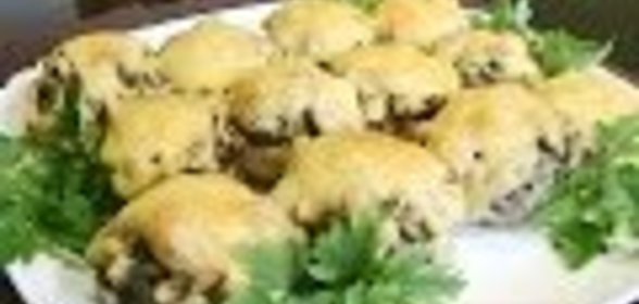 Фаршированные шампиньоны