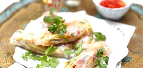 Весенние роллы из холодного шашлыка