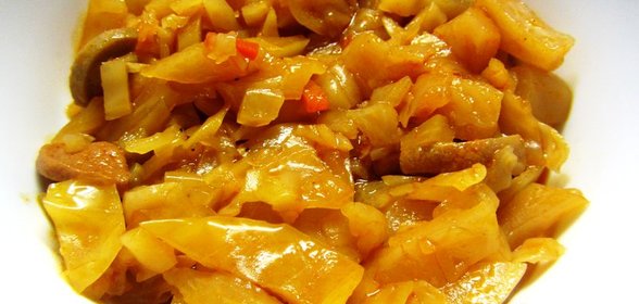 Капуста тушеная