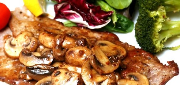 Телятина под соусом