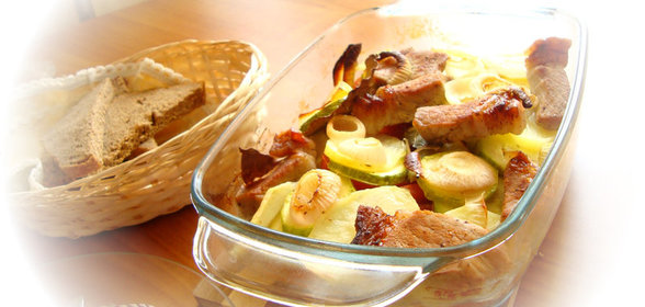 Мясо с овощами из духовки