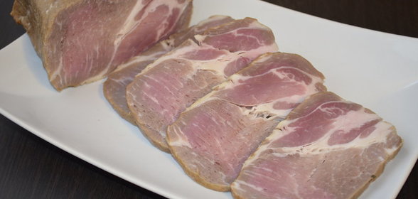 Свинина горячего и холодного копчения