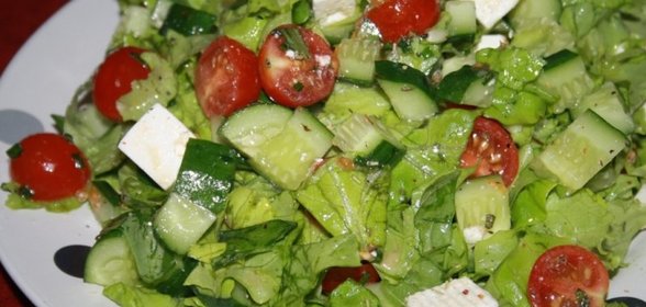 Овощной салат с сыром